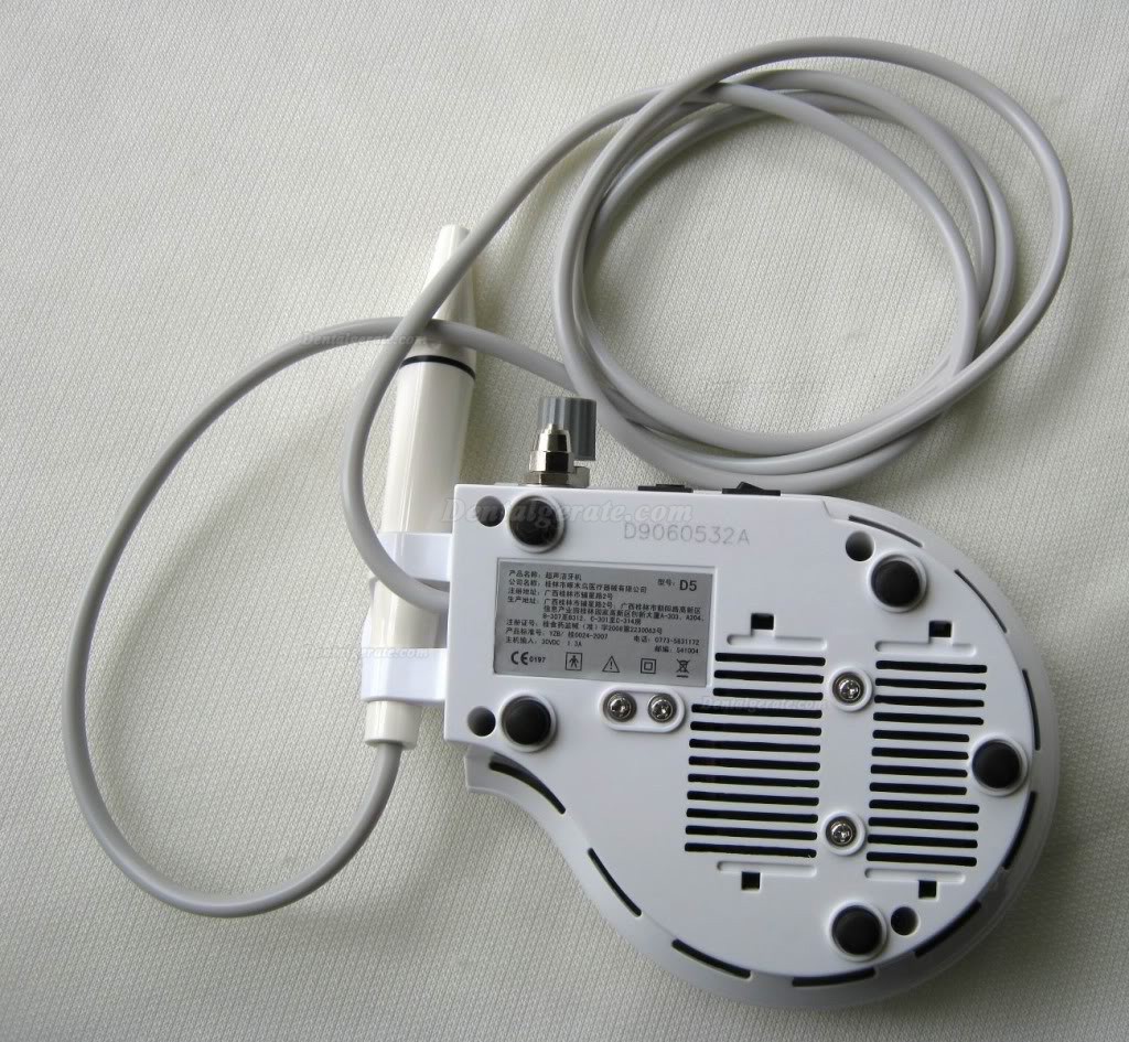 Woodpecker® DTE D5 Ultraschall-Scaler Woodpecker® DTE D5 Ultraschall-Scaler